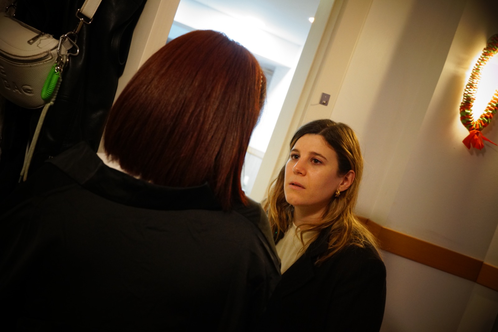 Ángela Cervantes se acerca a la realidad de las mujeres de Marialar