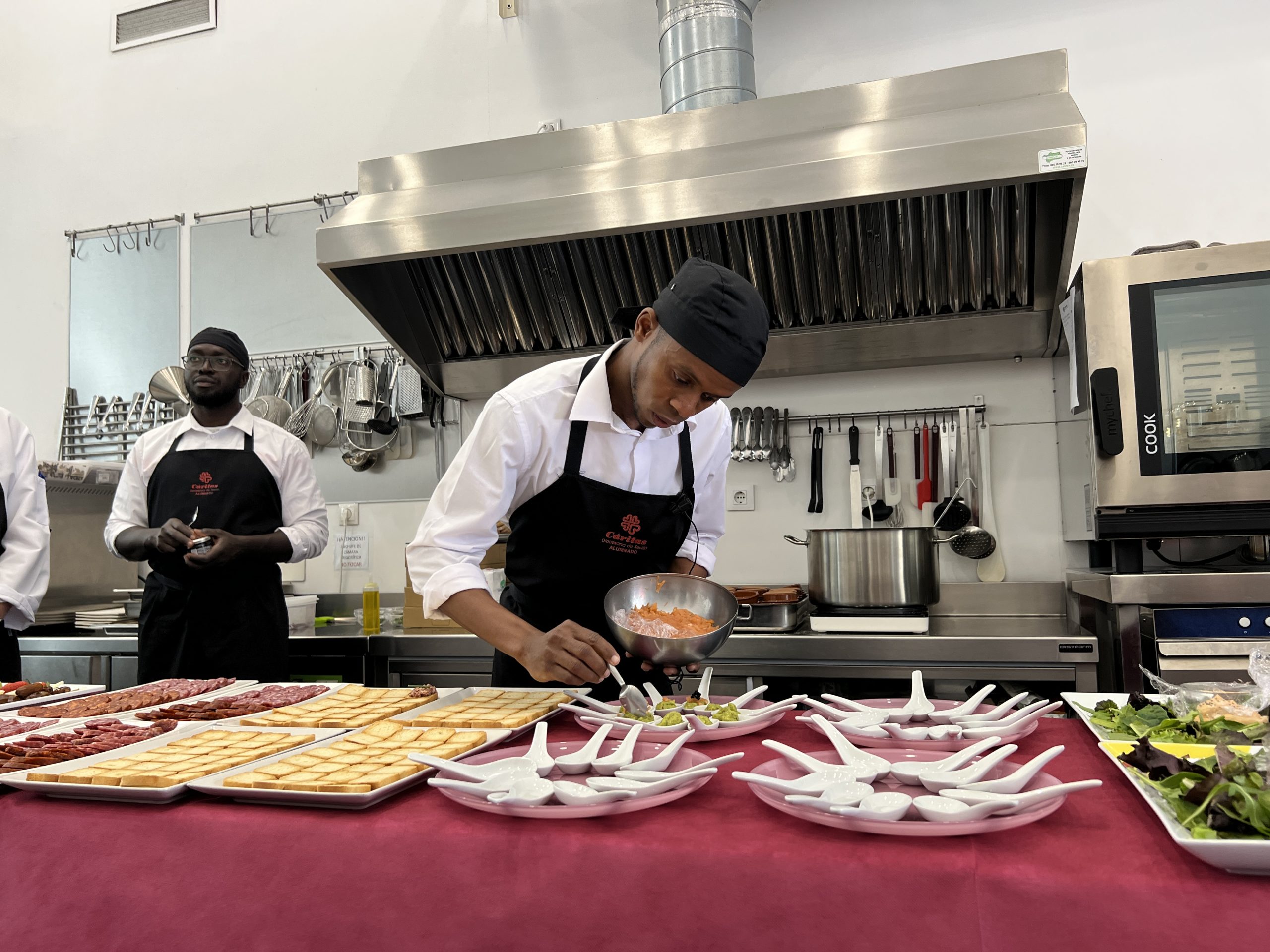 Entidades de Iglesia consideran la regularización extraordinaria de personas  migrantes una medida de responsabilidad política, ética y social